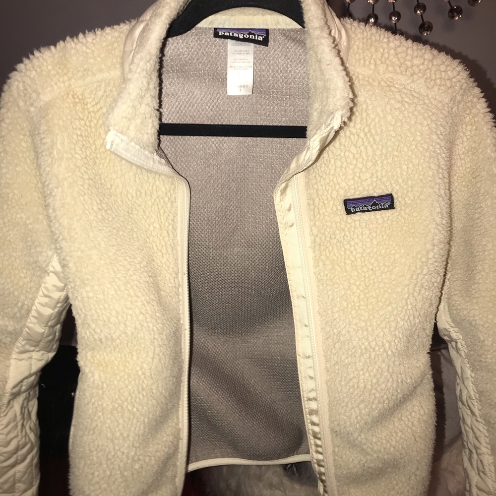 Tan/Cream Teddy/Fur Material Patagonia Jacket